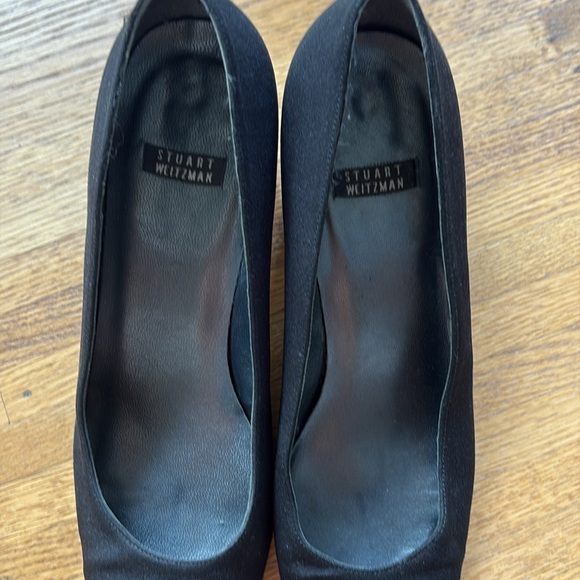 Stuart Weitzman Black Heels Classic Pumps - Picture 2 of 6